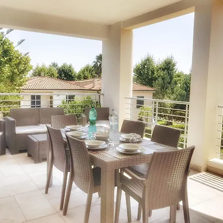 Lejlighedshotel San Bull 3*